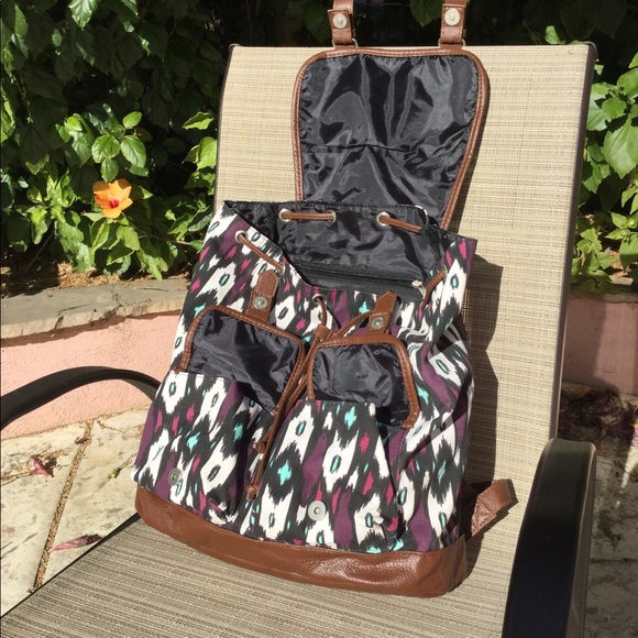 Canvas Backpack Brown Magenta Mint Ikat Unisex New - Picture 5 of 8